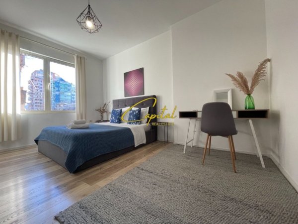 Tirane, jepet me qera apartament 1+1 Kati 3, 50 m² 600 € (MYSLYM SHYRI)