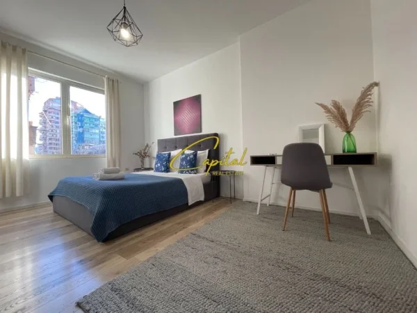 Tirane, jepet me qera apartament 1+1 Kati 3, 50 m² 600 € (MYSLYM SHYRI)