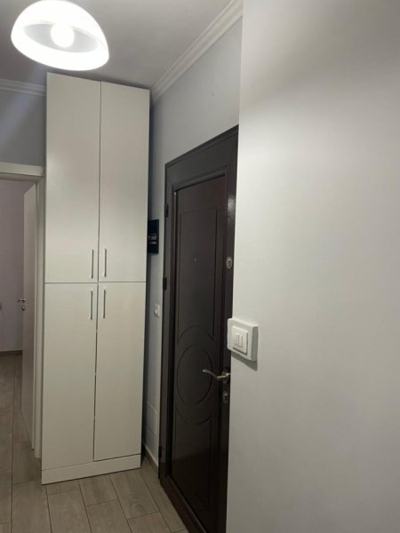 Tirane, jepet me qera apartament 1+1+Ballkon Kati 4, 500 € 