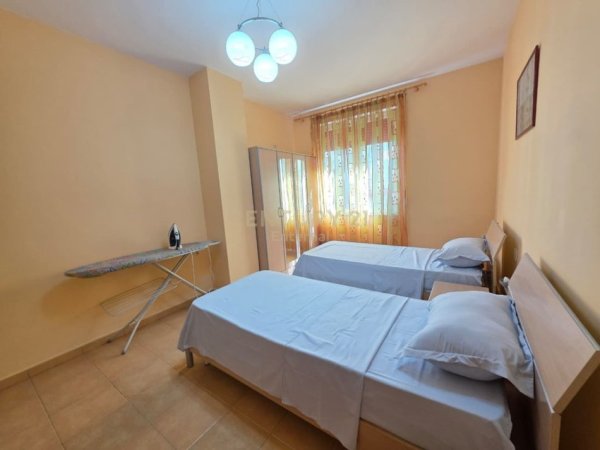 Tirane, jepet me qera apartament 2+1 Kati 2, 100 m² 850 € (Rruga e Elbasanit)