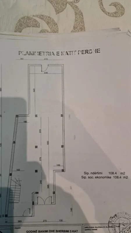 Tirane, jepet me qera ambjent biznesi Kati 3, 290 m² 4.200 € (MYSLYM SHYRI)