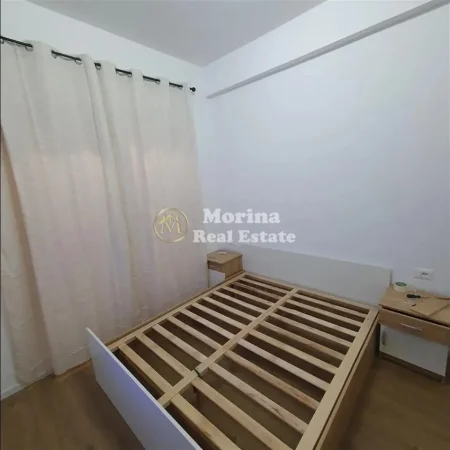 Tirane, jepet me qera apartament 1+1 Kati 2, 60 m² 450 € (Ali Demi, Kompleksi Kadiu)