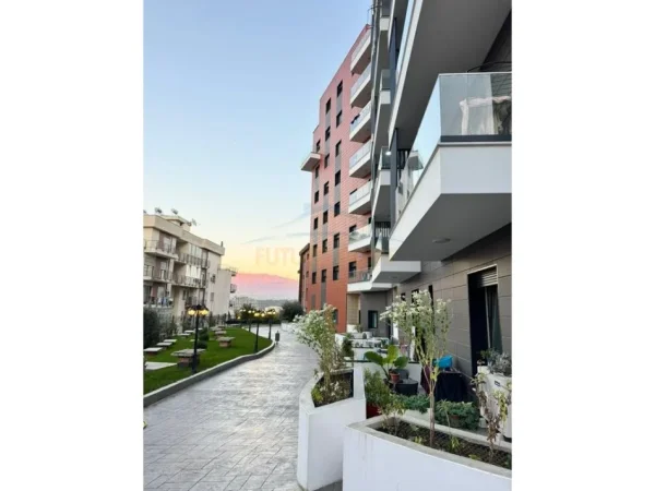 Tirane, shitet apartament 1+1+Ballkon Kati 0, 39 m² 69.700 € (Kodra e Diellit)