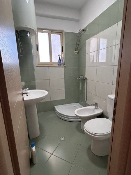 ZJARR 🔥🔥 -  2+1+2wc – 120 m² -  SHPI GJIGANDE -- 📍 Rruga Bardhyl / - Gjimnazi Çajupi     (SUPER RAST SUPER SHPI NXITONI🔥)