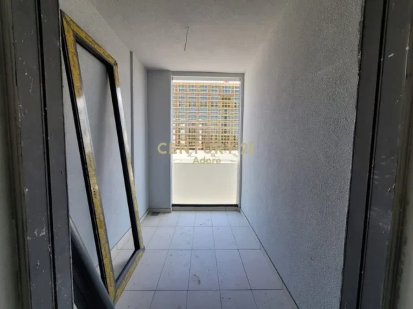 Tirane, shitet apartament Kati 5, 118 m² 188.800 € (Ish Dogana)