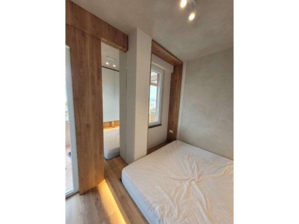 Tirane, jap me qera apartament 1+1 Kati 7, 50 m² 600 € (Astir)