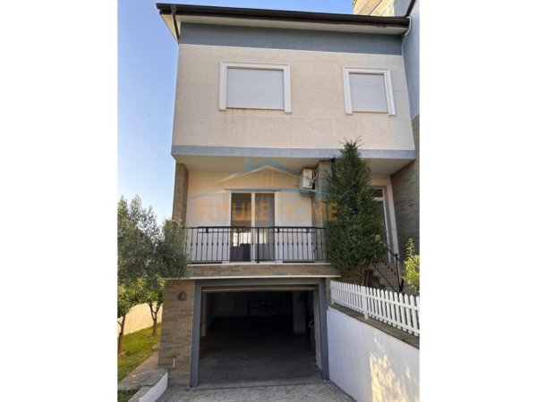 Tirane, qera Vile 3 kateshe, 250 m² Kompleksin e vilave Colombo 2, TEG. 1600€