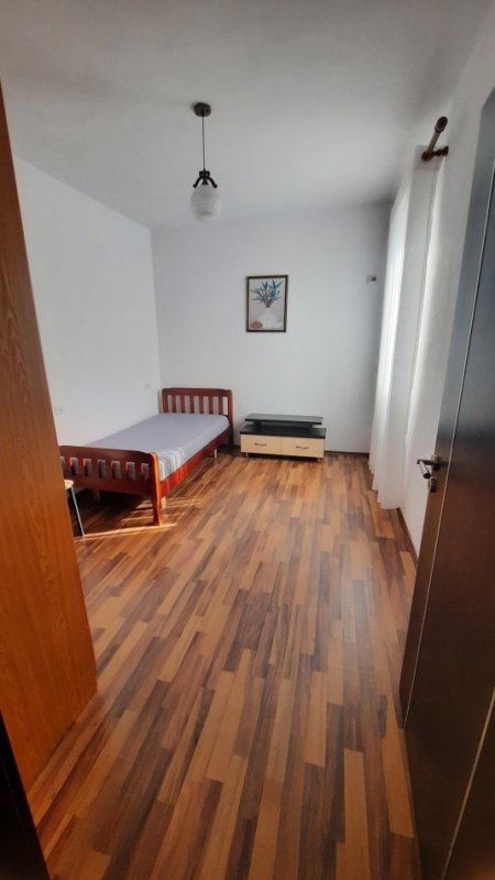 Tirane, jap me qera Vile 2+1 Kati 2, 100 m² (Rruga Hamid Shijaku)