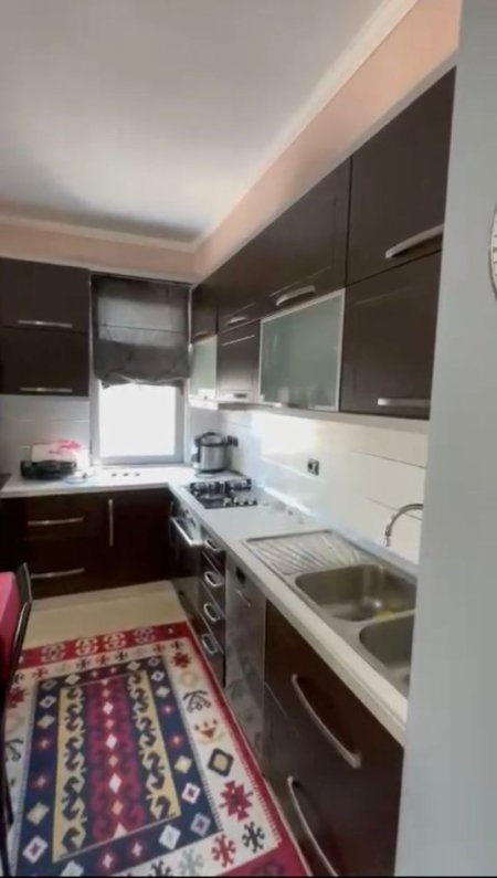 Tirane, shitet apartament 1+1+Ballkon Kati 7, 76 m² 108.000 € (Misto Mame)