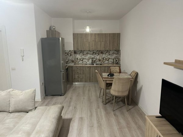 Tirane, jepet me qera apartament 1+1 Kati 2, 70 m² 600 € 