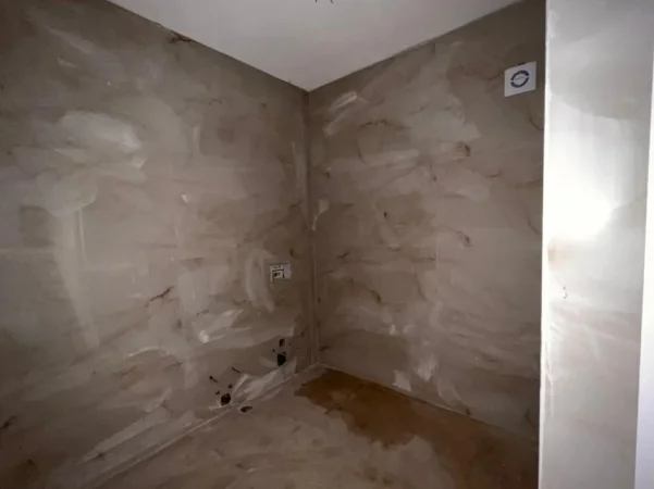 Tirane, shitet apartament 1+1 , 79 m² 127.000 € (kompleksi turdiu)