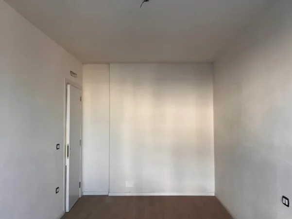 Tirane, shitet apartament 1+1 , 79 m² 127.000 € (kompleksi turdiu)