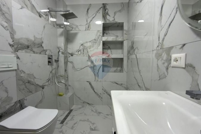 Tirane, shitet apartament 2+1 Kati 4, 76 m² 149.000 € (sheshi shtraus)