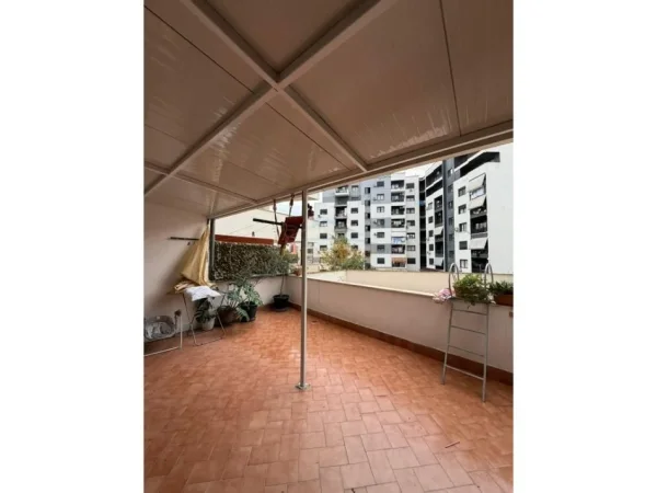 Qera, Apartament 2+1, Unaza e Re, Tiranë. 500 €