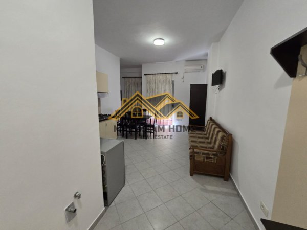 Durres, jepet me qera apartament 3 Katshe , 806 m² 25.000 € (PLAZH)