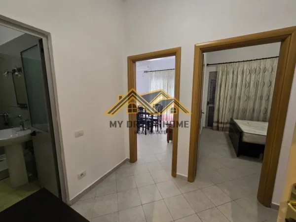 Durres, jepet me qera apartament 3 Katshe , 806 m² 25.000 € (PLAZH)
