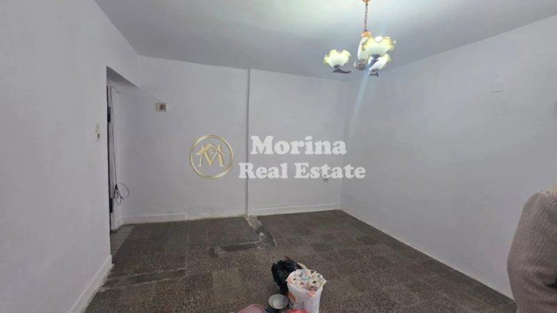 Tirane, shitet garsonier Kati 2, 30 m² 67.000 € (Rruga Ferit Xhajko)