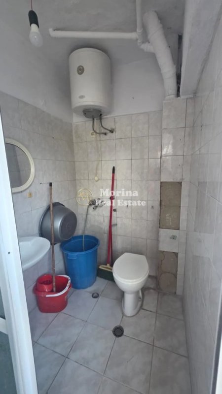 Tirane, shitet garsonier Kati 2, 30 m² 67.000 € (Rruga Ferit Xhajko)