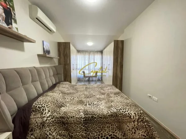 Tirane, shitet apartament+verande | Penthouse 4+1 Kati 4, 227 m² 435.000 € (LIQENI I THATE)