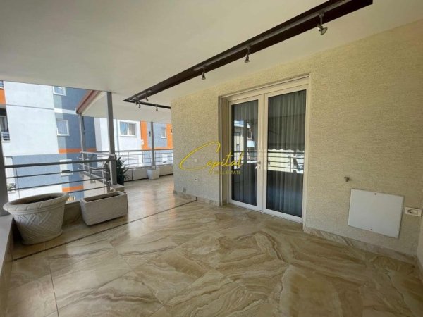 Tirane, shitet apartament+verande | Penthouse 4+1 Kati 4, 227 m² 435.000 € (LIQENI I THATE)