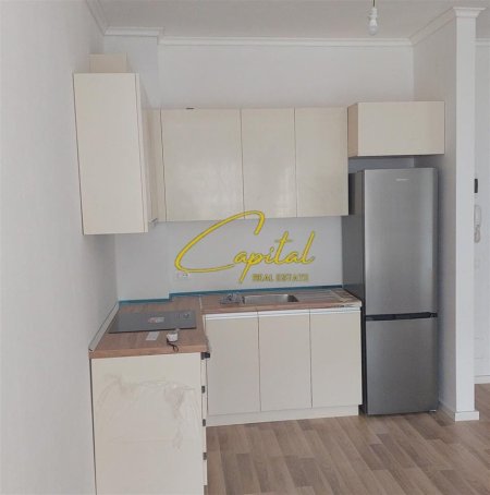 Tirane, jepet me qera apartament 1+1 Kati 4, 65 m² 450 € (ASTIR)