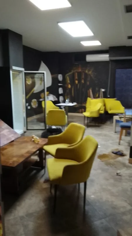 Tirane, shitet ambjent biznesi Kati -1, 80 m² 100.000 € (9 kateshet)