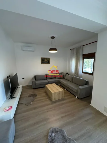 Vlore, shitet shtepi 3+1+Ballkon Kati 0, 121 m² 210.000 € (Rruga Dervish Hekali)