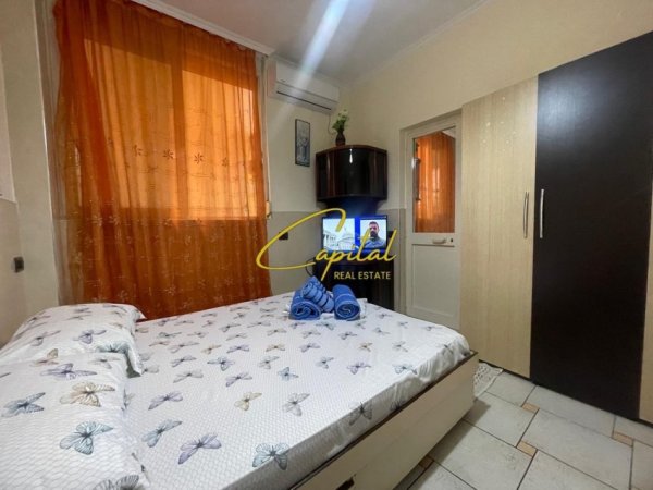 Tirane, jepet me qera apartament 1+1 Kati 2, 60 m² 450 € (5 MAJI)