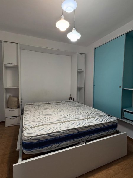 Tirane, jepet me qera garsonier Kati 1, 30 m² 350 € (Te Restorant Durresi)