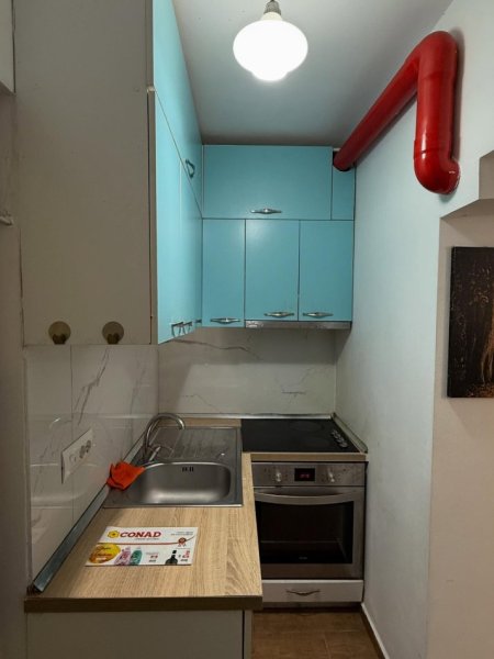 Tirane, jepet me qera garsonier Kati 1, 30 m² 350 € (Te Restorant Durresi)
