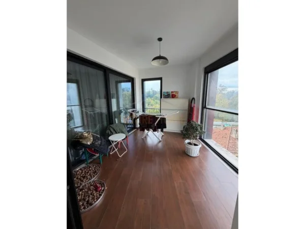 Tirane, shitet apartament 3+1+Ballkon Kati 6, 180 m² 850.000 € (Rruga e Elbasanit)