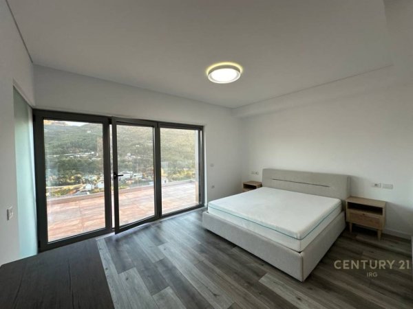 Tirane, shes Vile 2 Katshe Kati 2, 220 m² 650.000 € (Olive Grove)