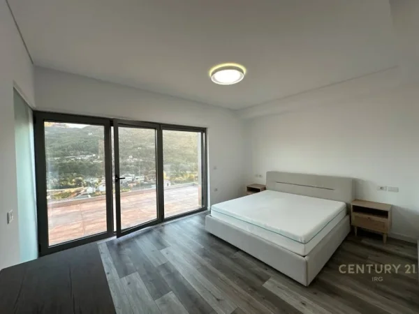 Tirane, shes Vile 2 Katshe Kati 2, 220 m² 650.000 € (Olive Grove)