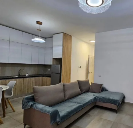 Qera,Apartament 1+1 , Tirane , Selite 500 euro