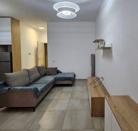 Qera,Apartament 1+1 , Tirane , Selite 500 euro