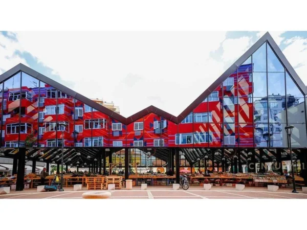 Tirane, shes apartament 4+1+Aneks+Ballkon Kati 3, 257 m² 650.000 € 