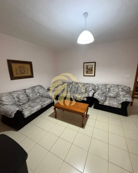 Tirane, jepet me qera apartament 2+1 Kati 1, 96 m² 500 € 