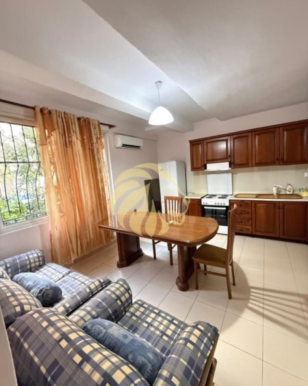 Tirane, jepet me qera apartament 2+1 Kati 1, 96 m² 500 € 