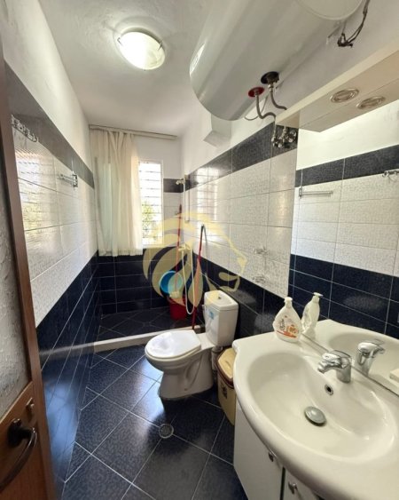 Tirane, jepet me qera apartament 2+1 Kati 1, 96 m² 500 € 