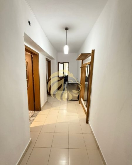 Tirane, jepet me qera apartament 2+1 Kati 1, 96 m² 500 € 