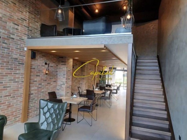 Tirane, jepet me qera ambjent biznesi Kati 0, 136 m² 1.350 € (RR KONGRESI I MANASTIRIT)