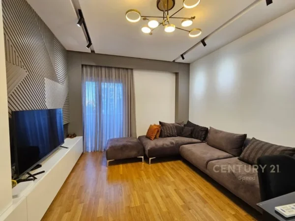 Tirane, jepet me qera apartament 2+1+Aneks+Ballkon Kati 2, 103 m² 1.350 € (Hipoteka, Quartum Residence)