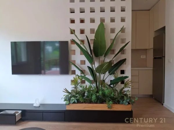 Tirane, jepet me qera apartament 3+1+Aneks+Ballkon Kati 2, 131 m² 1.100 € 