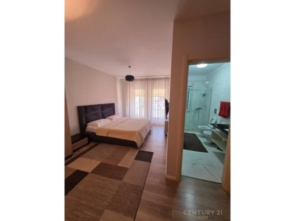 Tirane, jepet me qera apartament 2+1+Aneks+Ballkon Kati 6, 141 m² 1.200 € (Rruga Tefta Tashko-Koco)