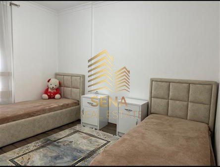 Tirane, shitet apartament 2+1+Ballkon Kati 5, 102 m² 189.000 € (Rruga Aleksander Moisiu)