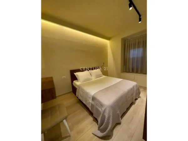 Tirane, jepet me qera apartament 2+1 Kati 7, 60 m² 850 € (Bulevardi Zogu i Pare)