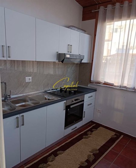 Tirane, jepet me qera apartament 1+1 Kati 5, 90 m² 500 € (DON BOSKO)