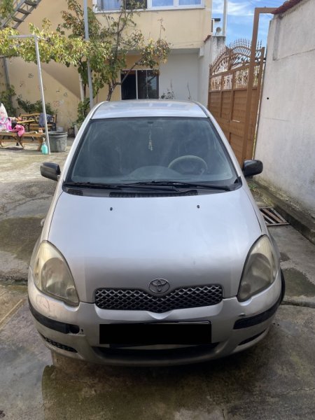 Toyota Yaris viti 2004 Manual, 1.4 D4-D, 193,000Km, Cmimi i diskutushem, Tirane