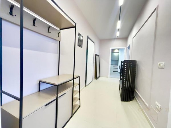 Tirane, jepet me qera apartament 2+1+Aneks+Ballkon Kati 1, 100 m² 700 € (IBN)