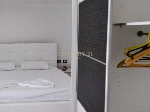 Tirane, jepet me qera hotel Kati 4, 3.600 m² 17.000 € 